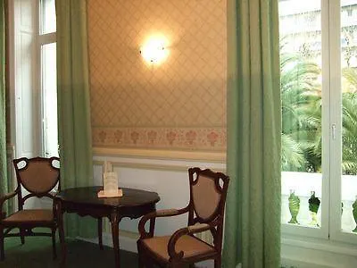 Hotel Aiglon Mentone