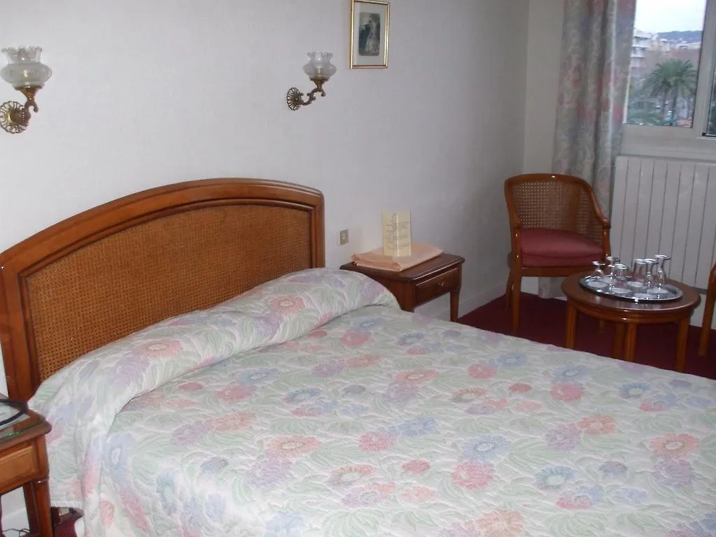 Hotel Aiglon Mentone Francia