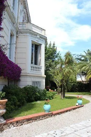 Hotel Aiglon 멍똥